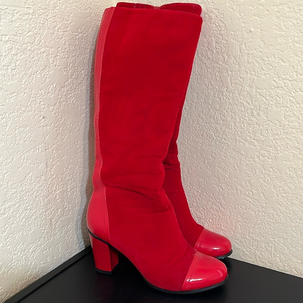 Red boots